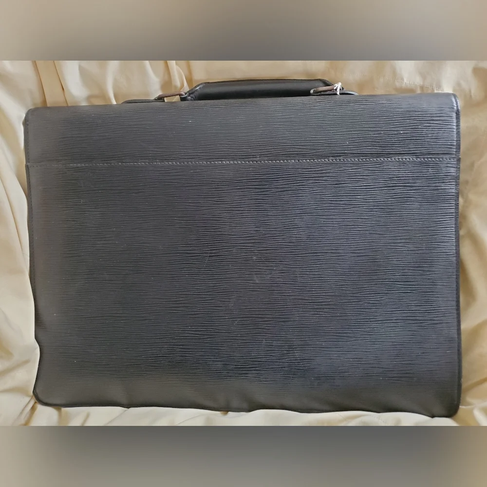 Very large authentic Louis Vuitton Epi leather briefcase